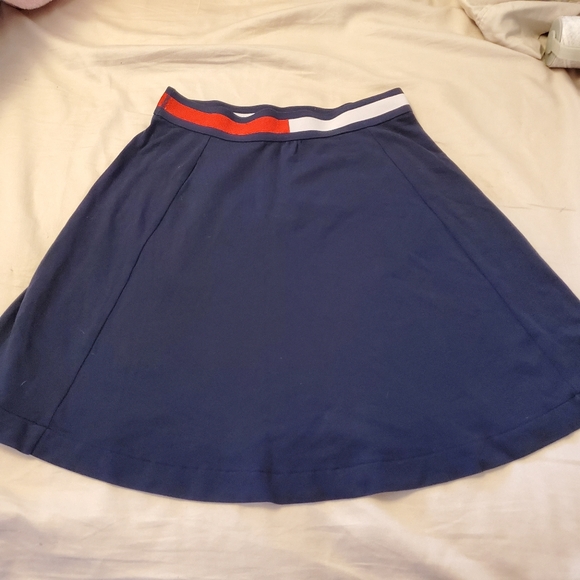 Tommy Hilfiger Skirt - Picture 4 of 5